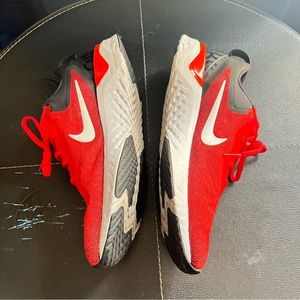 Nike Odyssey Running Red, black and white.